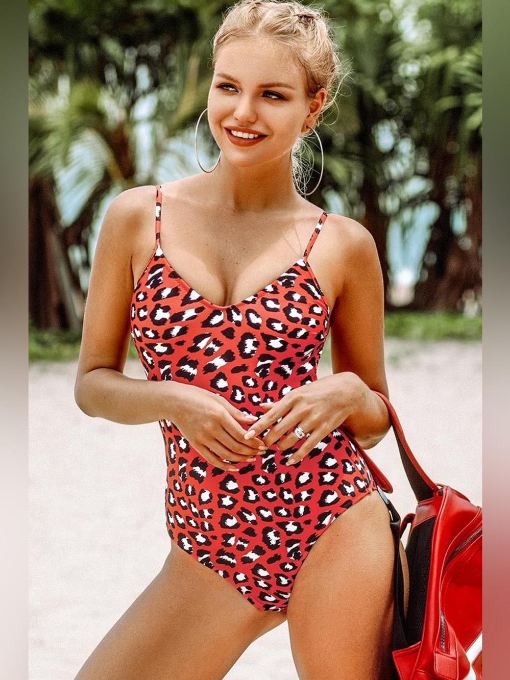 Cupshe Red Leopard Print One Piece Swimsuit. 
Size L